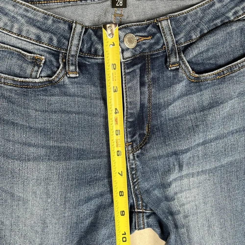 Judy Blue Women's Medium Wash High Rise Relaxed Fit Jeans Sz 7/28 Casual Comfort
